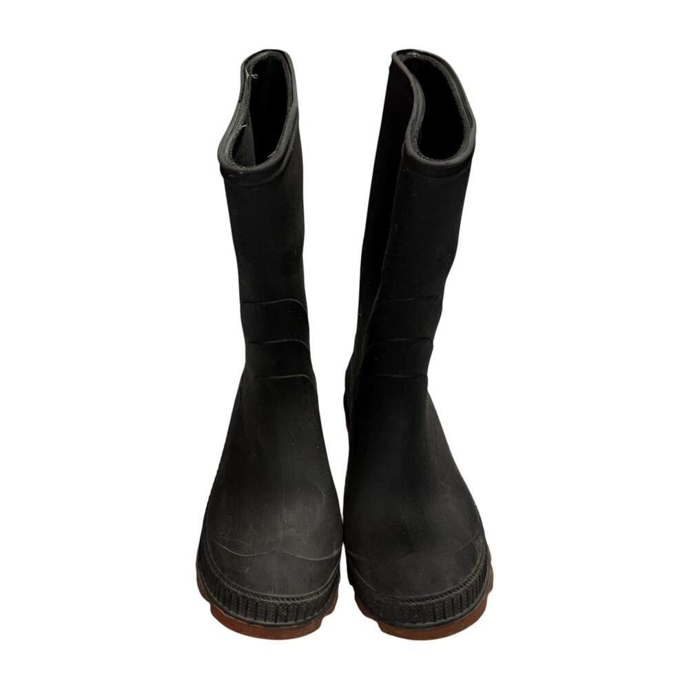 Black Rubber Rain Boots Tall Lug Sole Waterproof Wellies Size 4 Youth